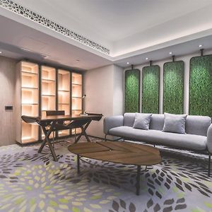 Oasis Avenue - A Gdh Hotel
